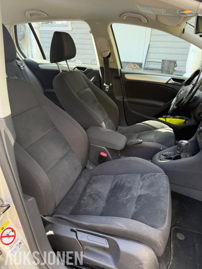 2011 Volkswagen Golf 1.6 Diesel 105hk Automat, Hengerfeste, Cruisekontroll