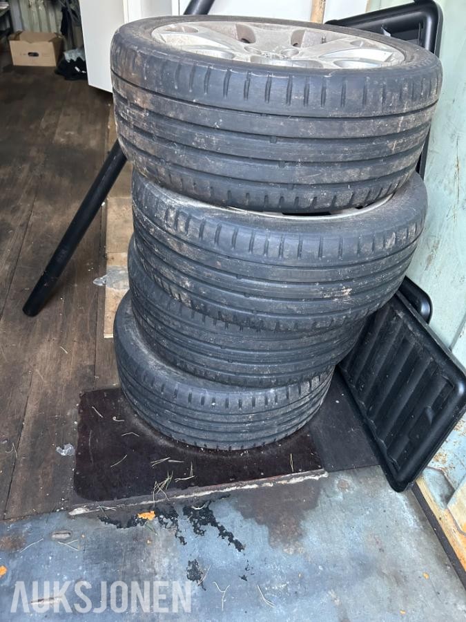 Peugeot Partner dekk & felg – 225/45 R17, 4 stk