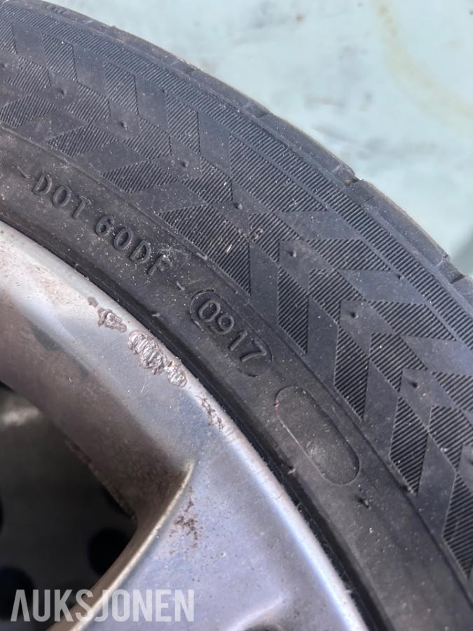 Peugeot Partner dekk & felg – 225/45 R17, 4 stk