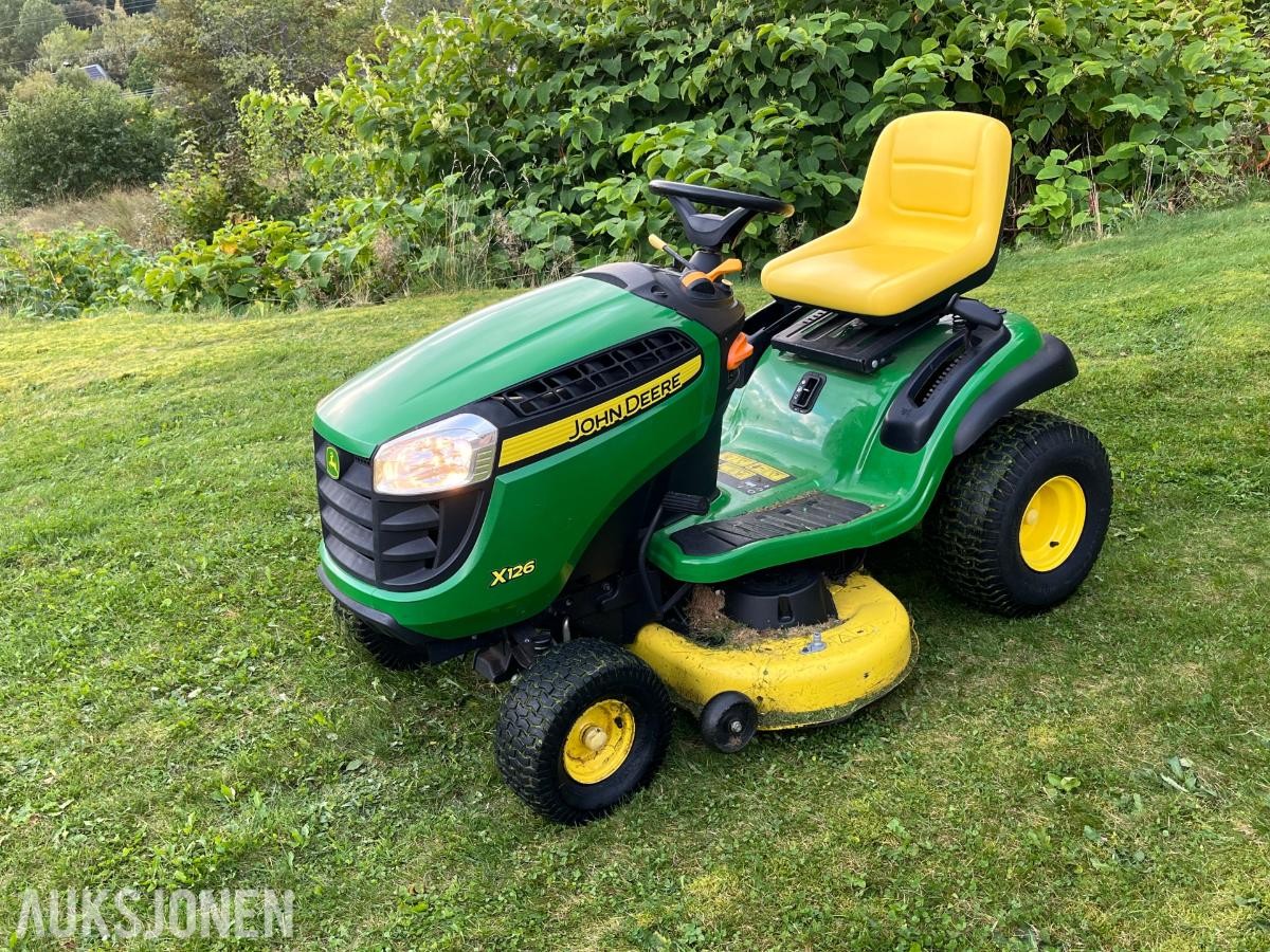 2020 John Deere X 126 sitteklipper