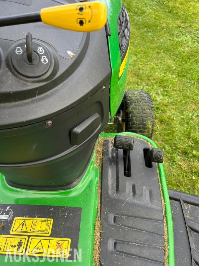 2020 John Deere X 126 sitteklipper