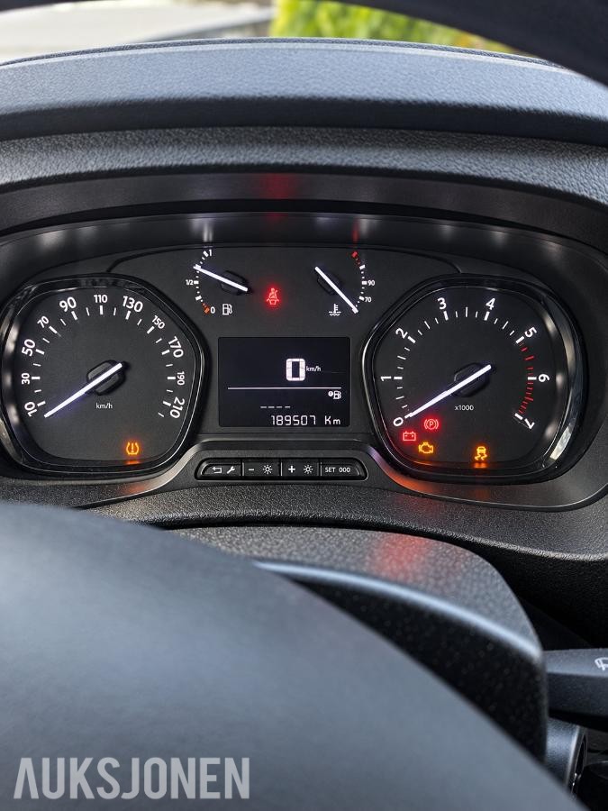 2017 Peugeot Expert 2,0 BlueHDI 150hk L2 Med innredning, Reparasjonsobjekt 