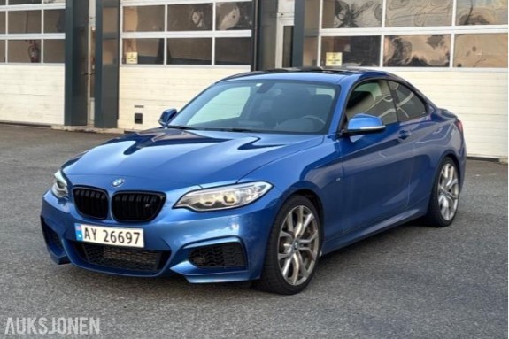2015 BMW 220i Coupé (F22) – Manuell | M-Sport | Adaptivt understell | Full historikk