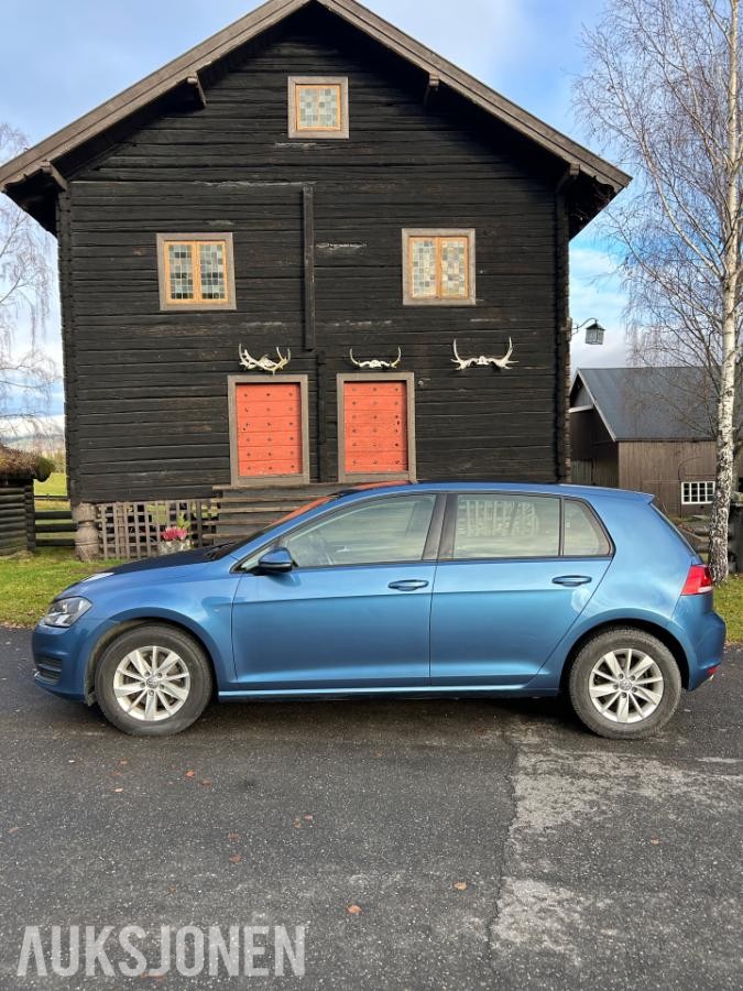 2016 Volkswagen Golf 1.6 TDI 110hk Cruisekontroll, S+V Dekk