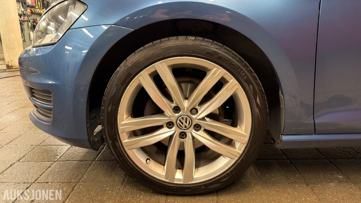 2016 Volkswagen Golf 1.6 TDI 110hk Cruisekontroll, S+V Dekk
