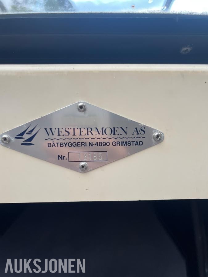 1985 Wester 18 med tredal henger 