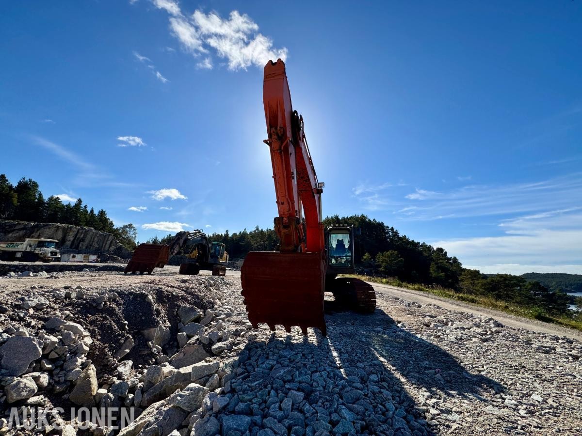 2006 Hitachi ZX350LC-3 Gravemaskin - Graveskuffe - Timer: ca. 12500