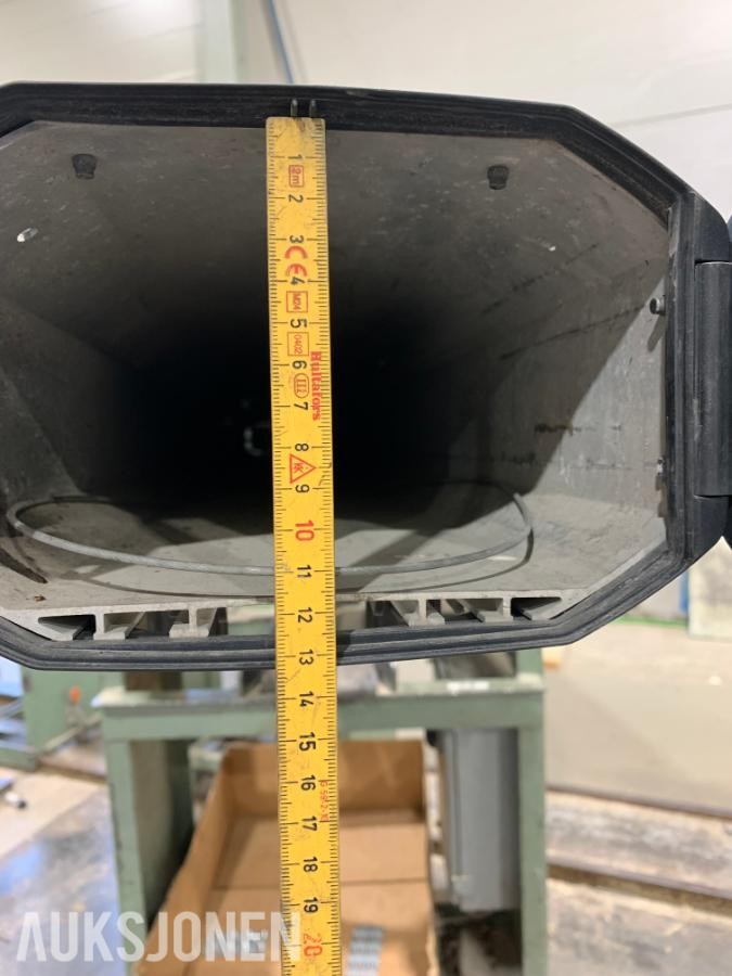 2022 Thule conduit rørboks
