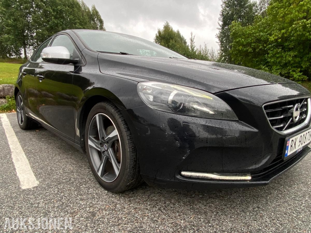 2014 Volvo V40 R-DESIGN D2 EU-OK 08.28 NYLIG SERVICE