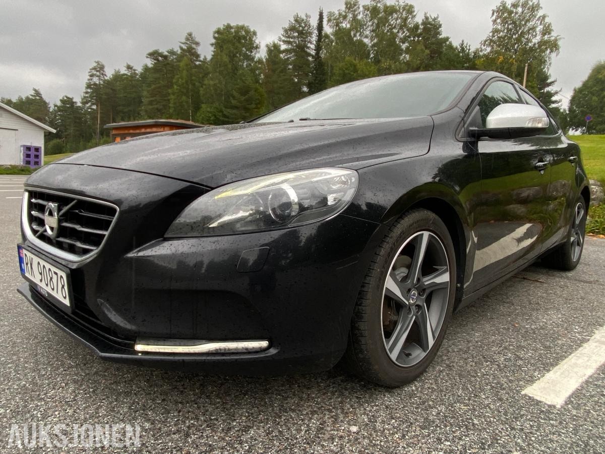 2014 Volvo V40 R-DESIGN D2 EU-OK 08.28 NYLIG SERVICE