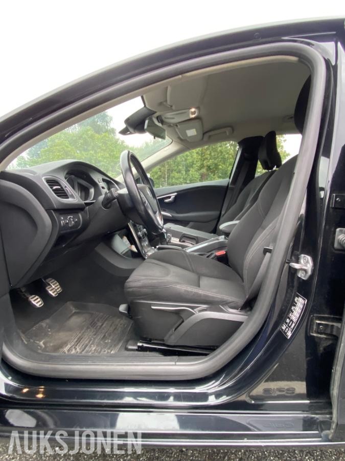 2014 Volvo V40 R-DESIGN D2 EU-OK 08.28 NYLIG SERVICE