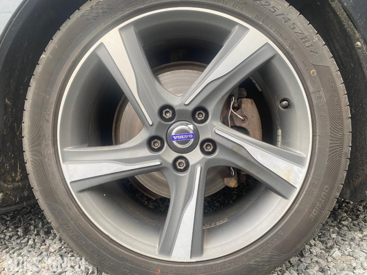 2014 Volvo V40 R-DESIGN D2 EU-OK 08.28 NYLIG SERVICE