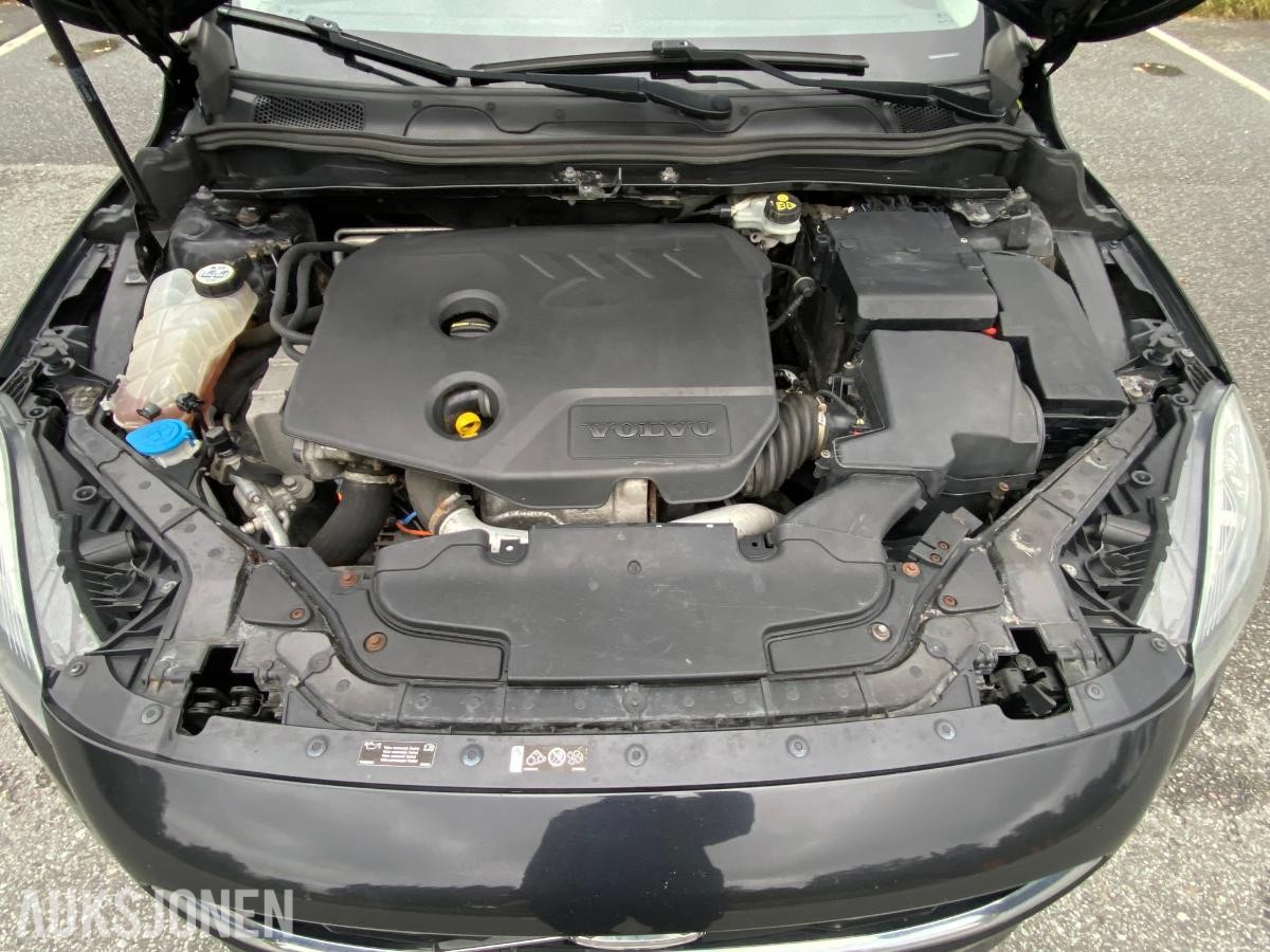 2014 Volvo V40 R-DESIGN D2 EU-OK 08.28 NYLIG SERVICE