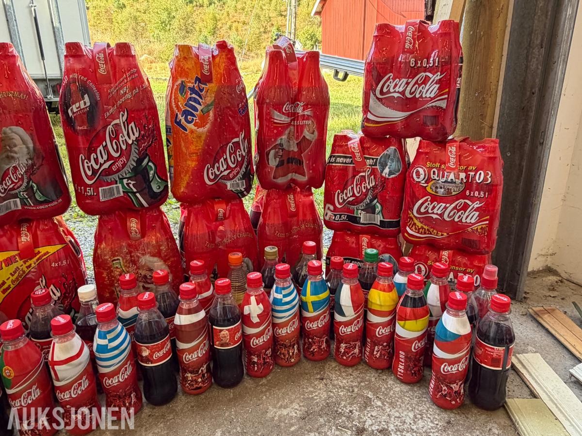 Cola samling selges 