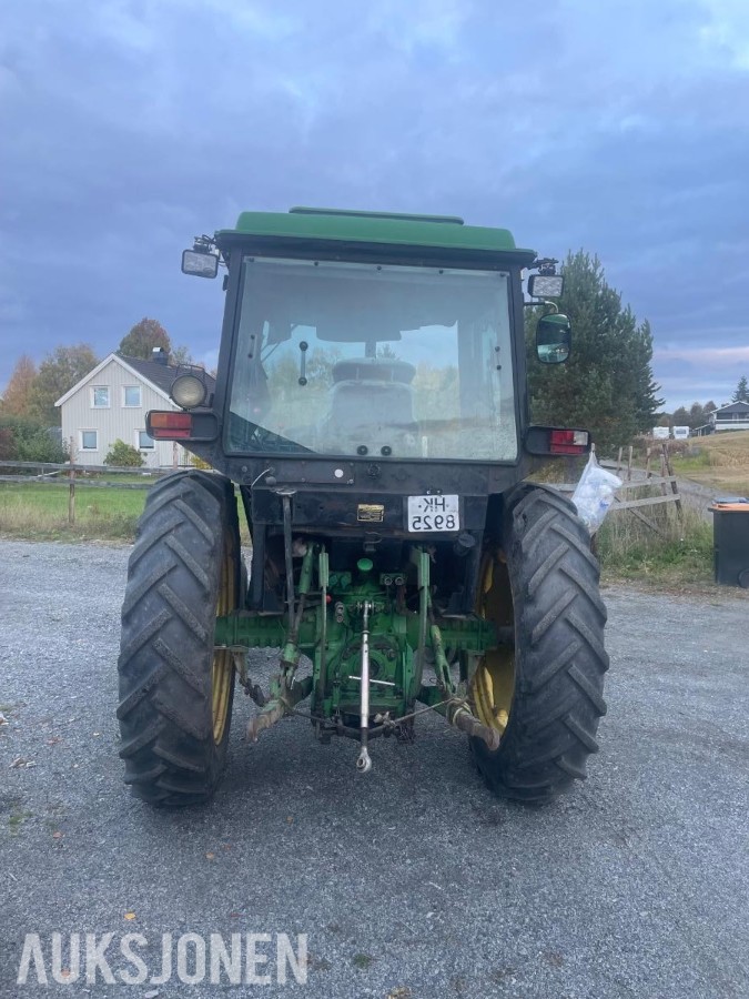 1983 John Deere 2040 traktor - MVA FRI