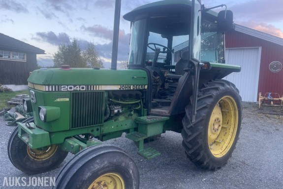 1983 John Deere 2040 traktor - MVA FRI 