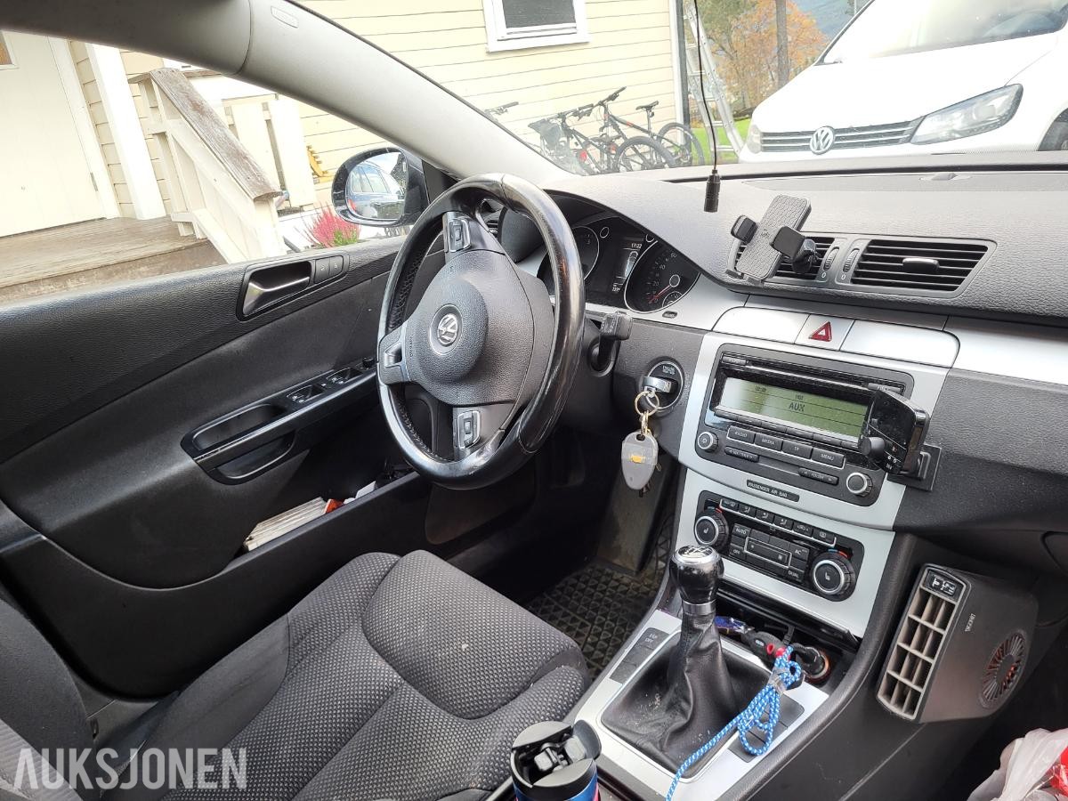 2010 VOLKSWAGEN PASSAT 1.6 TDI 105HK HENGERFESTE EU-OK 11.27