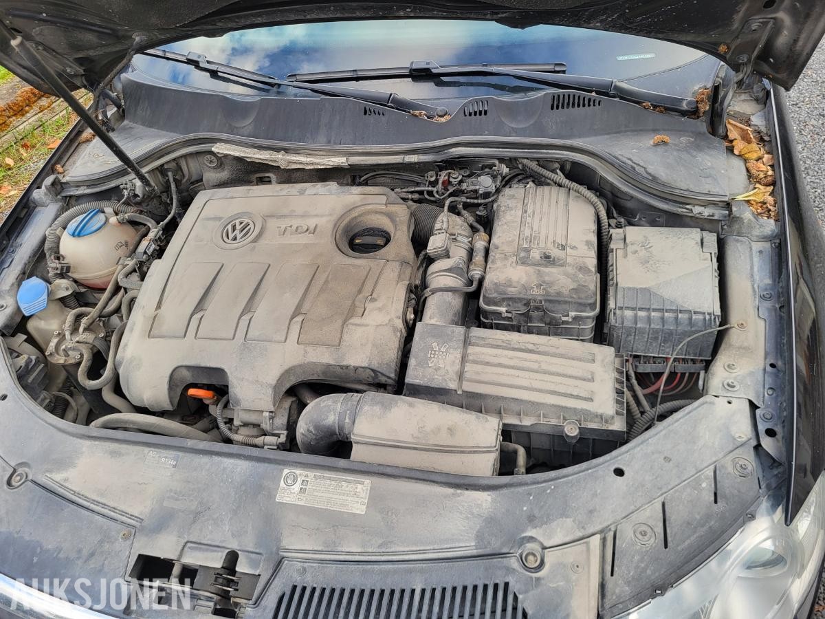 2010 VOLKSWAGEN PASSAT 1.6 TDI 105HK HENGERFESTE EU-OK 11.27