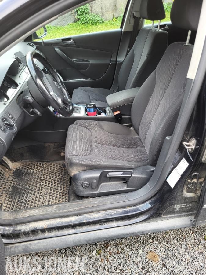 2010 VOLKSWAGEN PASSAT 1.6 TDI 105HK HENGERFESTE EU-OK 11.27