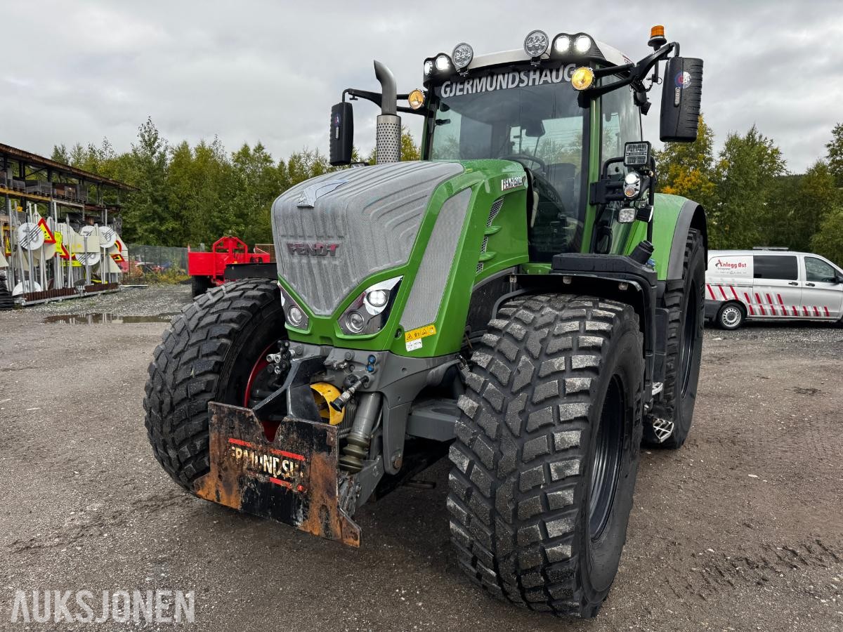 2020 Fendt 828 Vario BRØYTERIGGET, FRONT PTO, SOMMER OG VINTERHJUL
