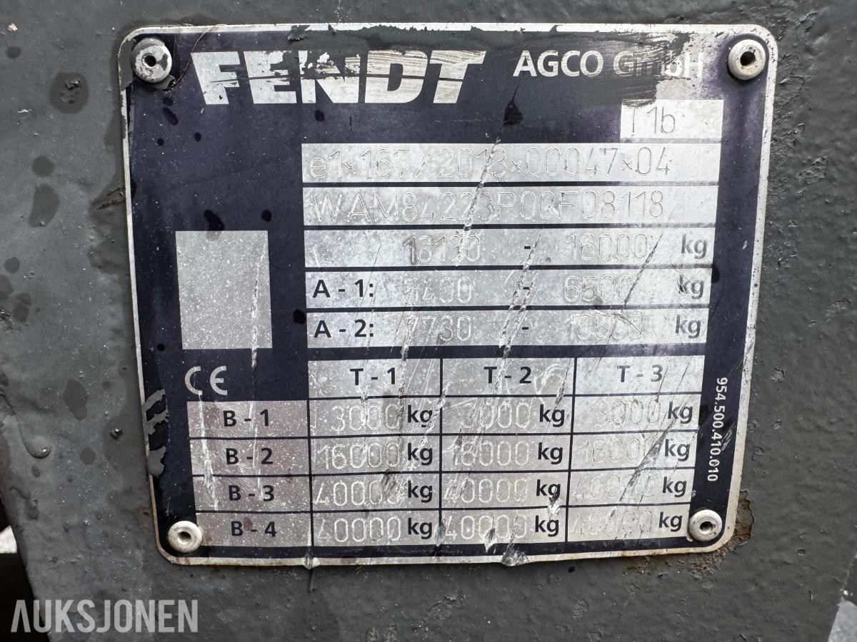 2020 Fendt 828 Vario BRØYTERIGGET, FRONT PTO, SOMMER OG VINTERHJUL