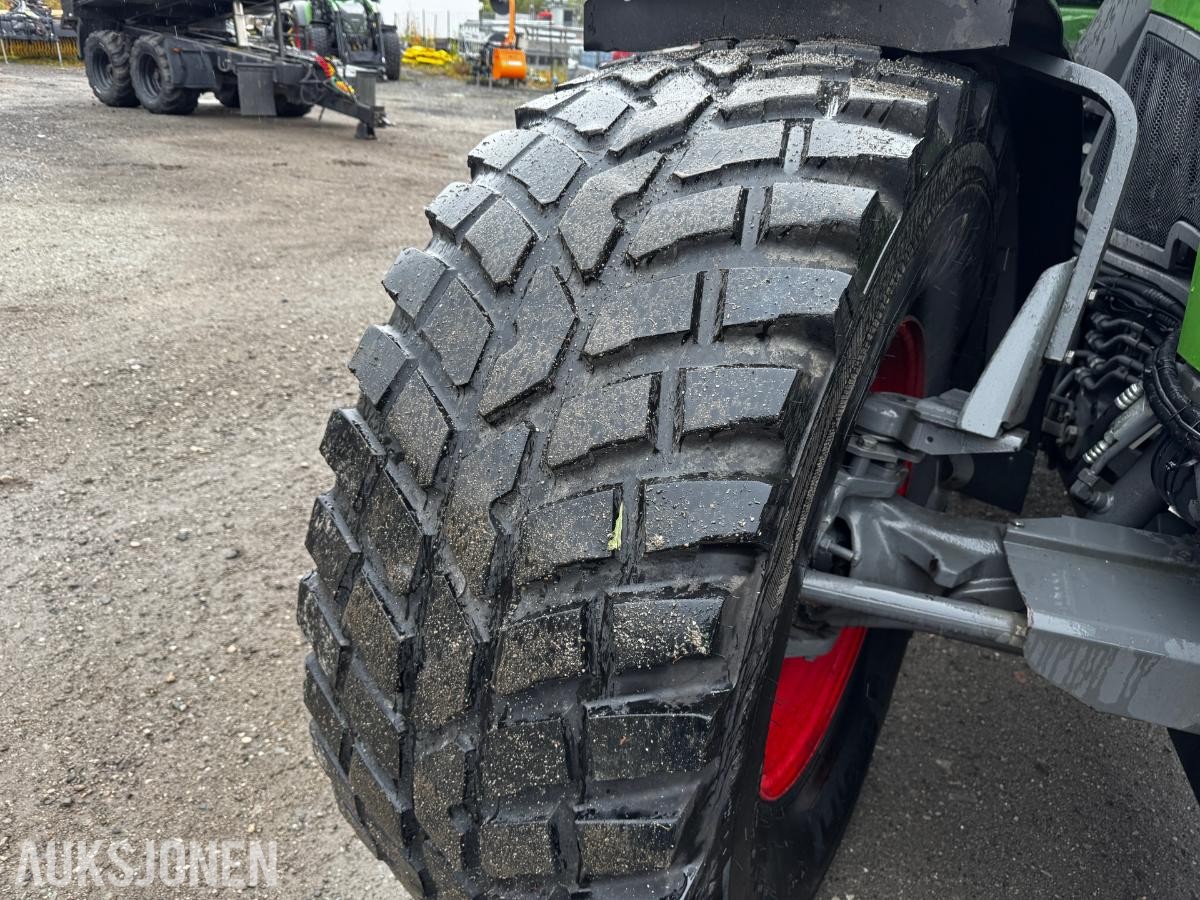 2020 Fendt 828 Vario BRØYTERIGGET, FRONT PTO, SOMMER OG VINTERHJUL