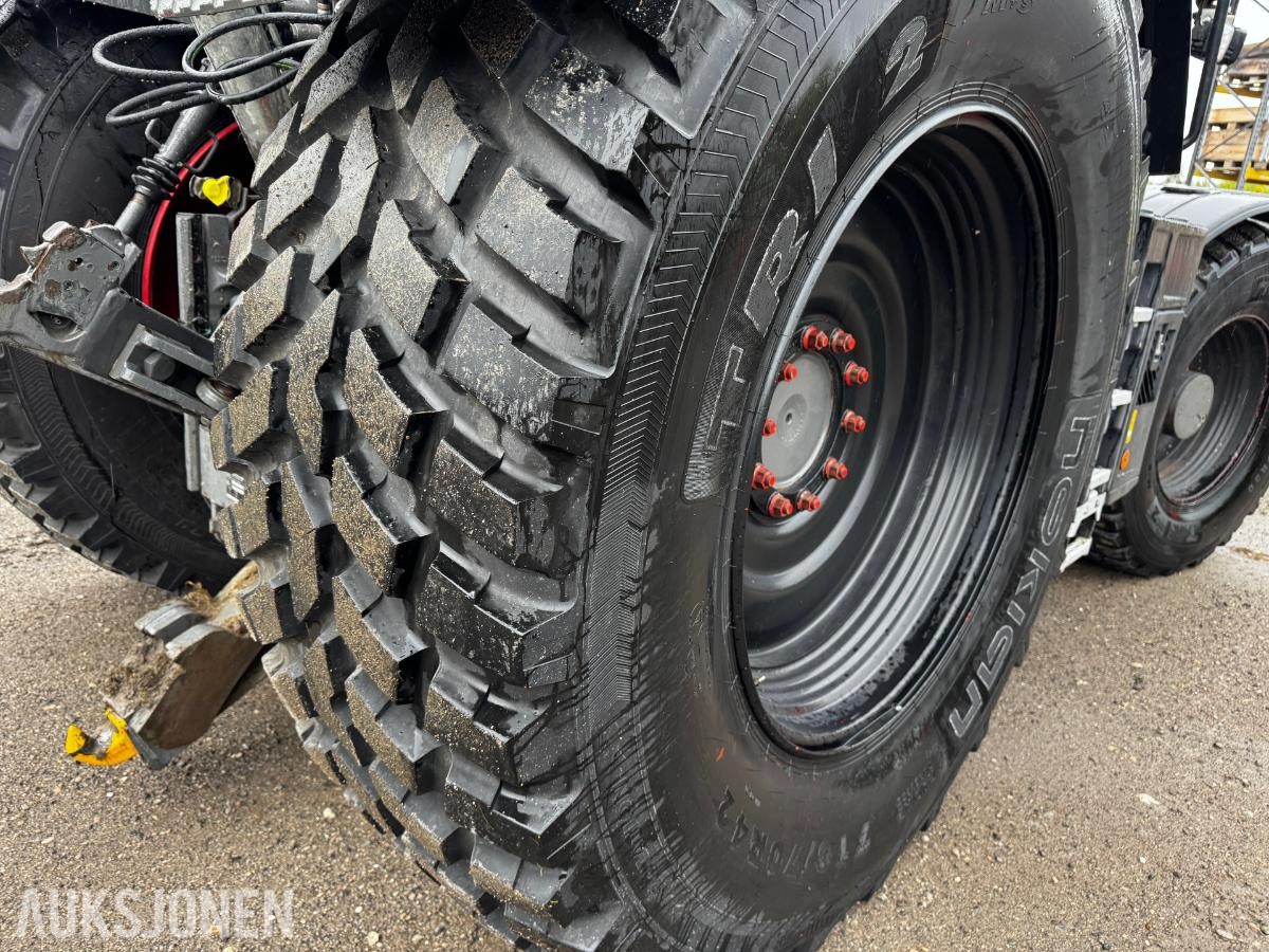 2020 Fendt 828 Vario BRØYTERIGGET, FRONT PTO, SOMMER OG VINTERHJUL