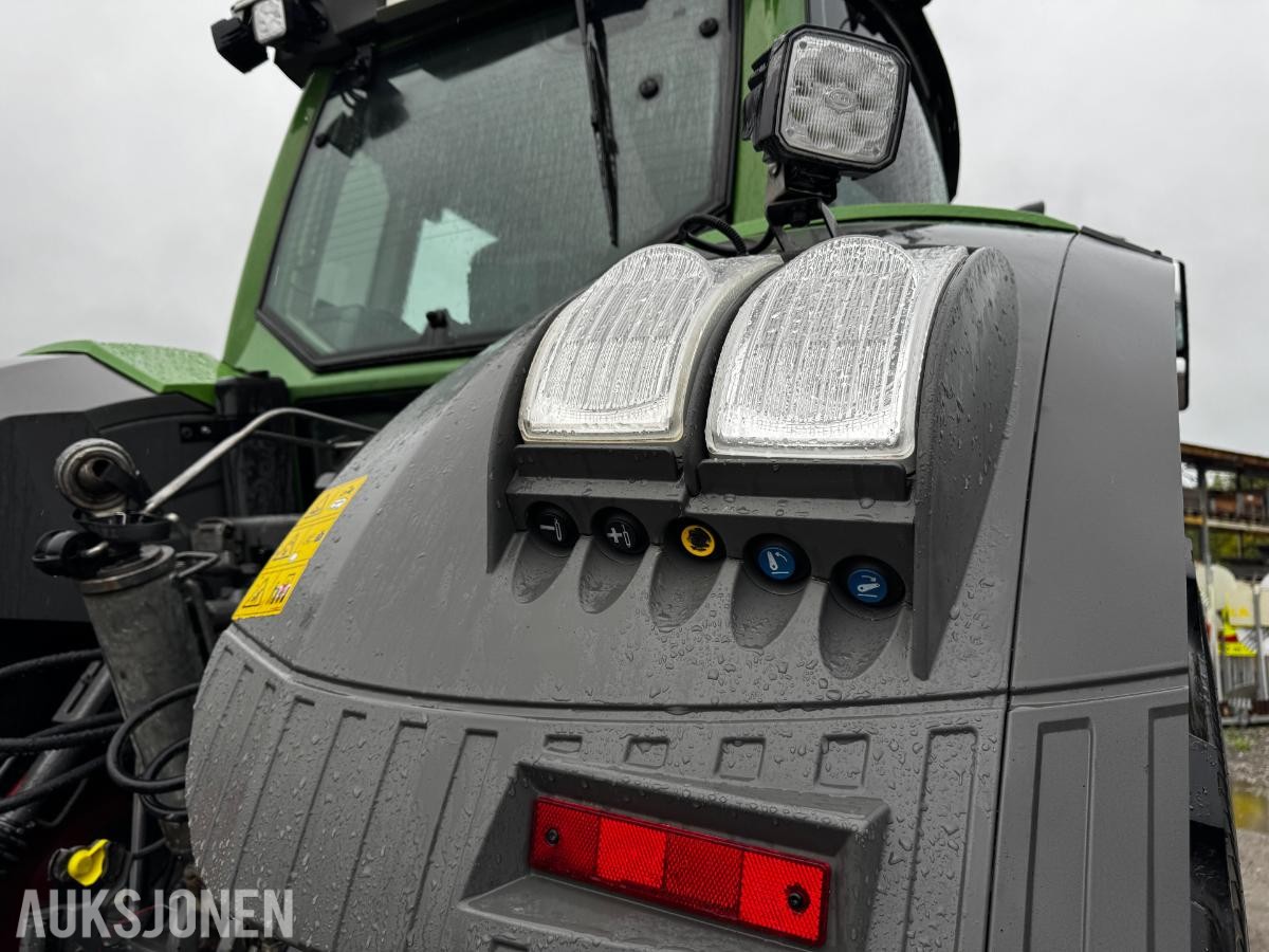 2020 Fendt 828 Vario BRØYTERIGGET, FRONT PTO, SOMMER OG VINTERHJUL