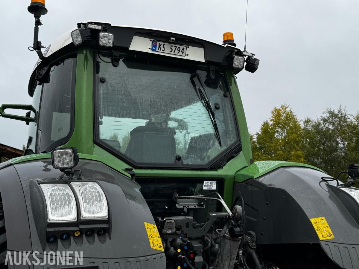 2020 Fendt 828 Vario BRØYTERIGGET, FRONT PTO, SOMMER OG VINTERHJUL