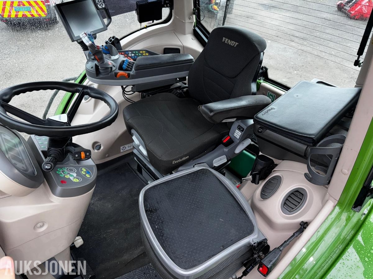 2020 Fendt 828 Vario BRØYTERIGGET, FRONT PTO, SOMMER OG VINTERHJUL