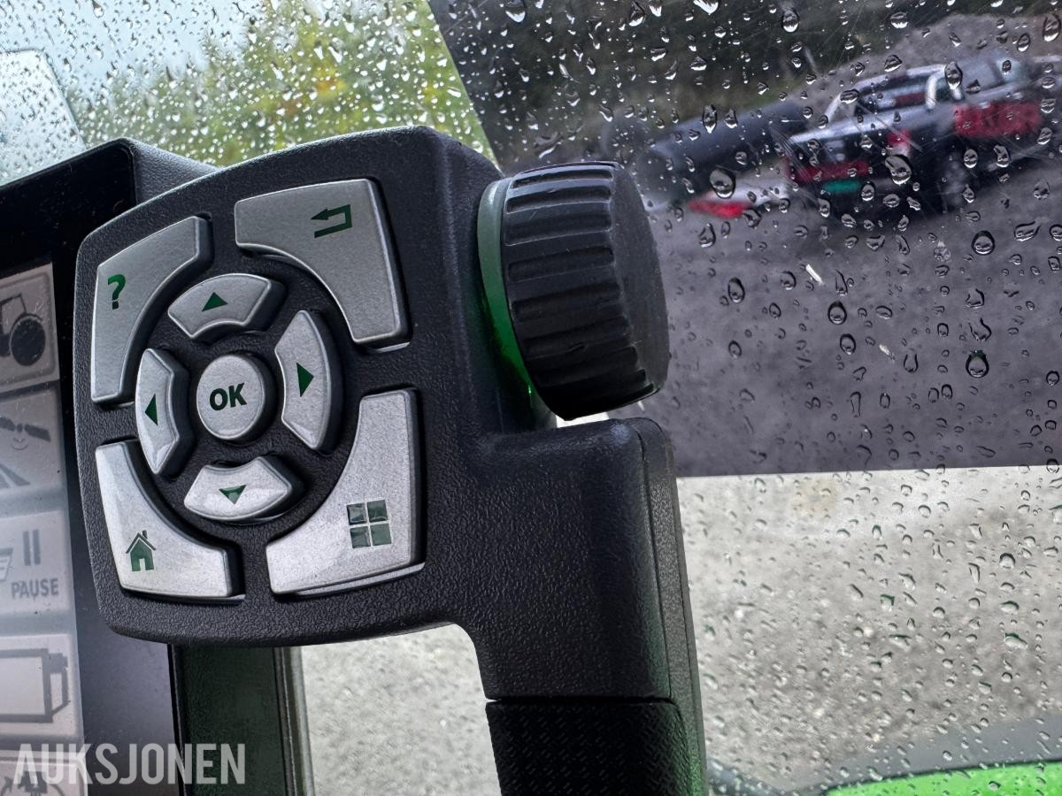 2020 Fendt 828 Vario BRØYTERIGGET, FRONT PTO, SOMMER OG VINTERHJUL