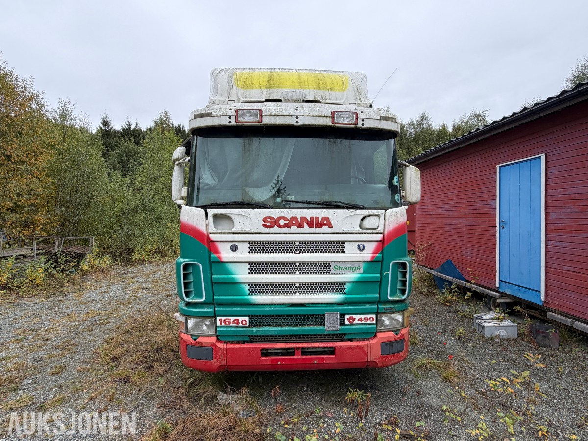 2000 Scania R164GB skaplastebil med kjøleaggregat og bakløft