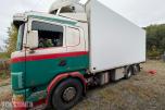 2000 Scania R164GB skaplastebil med kjøleaggregat og bakløft