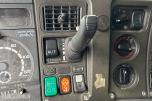 2000 Scania R164GB skaplastebil med kjøleaggregat og bakløft
