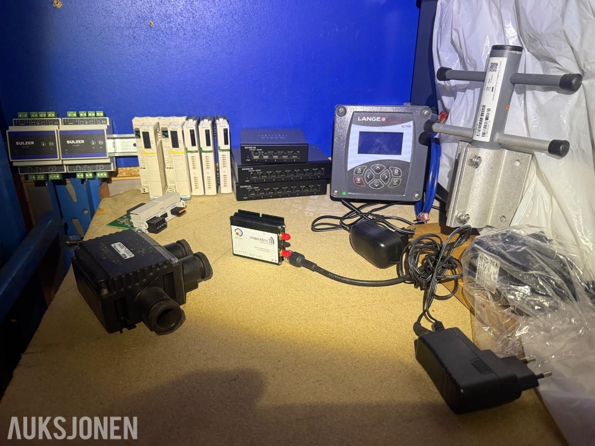 Industrielt automasjons- og styresystemutstyr Lange, Sulzer *Ingen minstepris*
