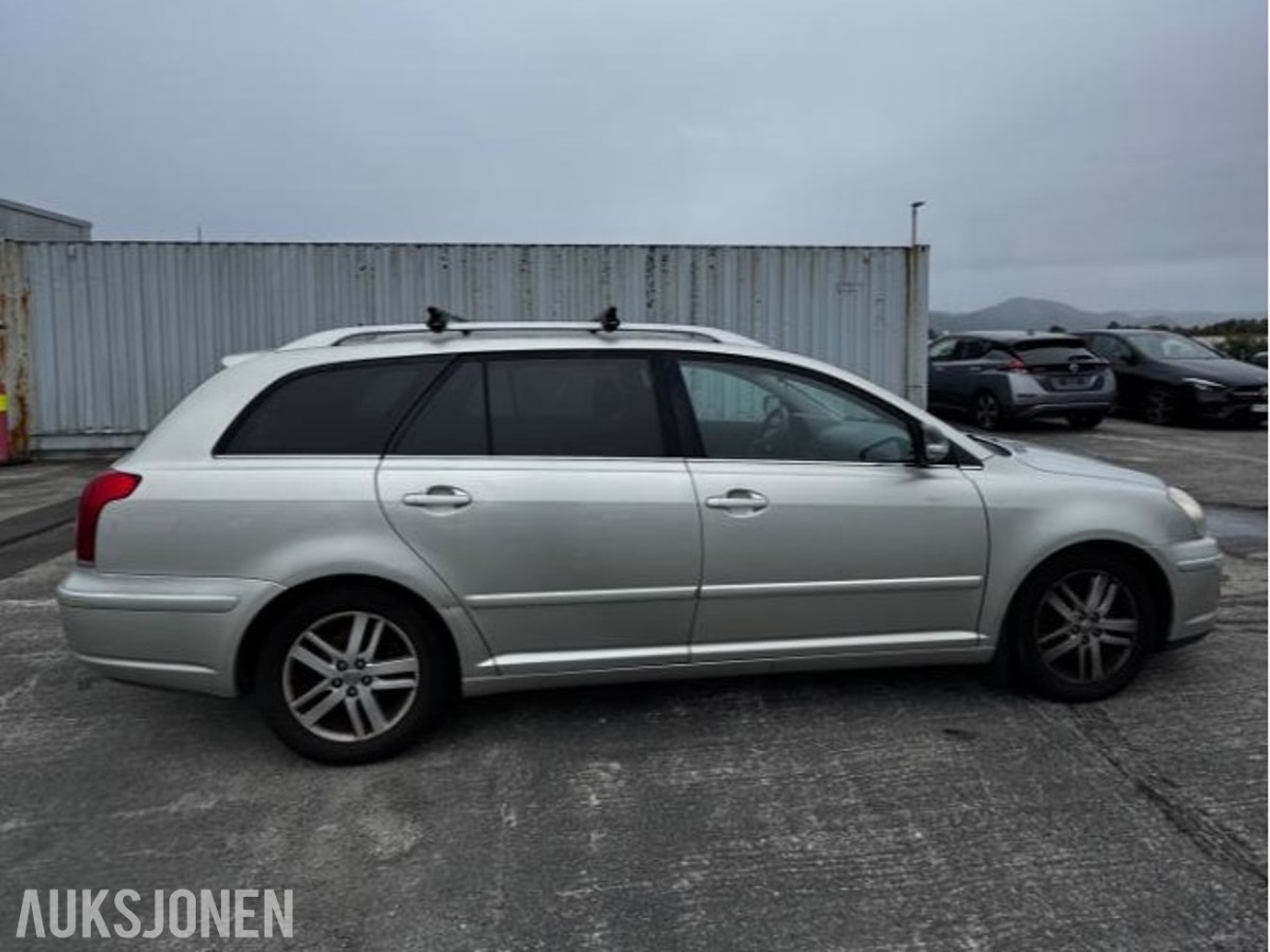 2008 Toyota Avensis 2.0 Diesel 126hk