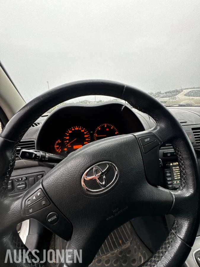 2008 Toyota Avensis 2.0 Diesel 126hk