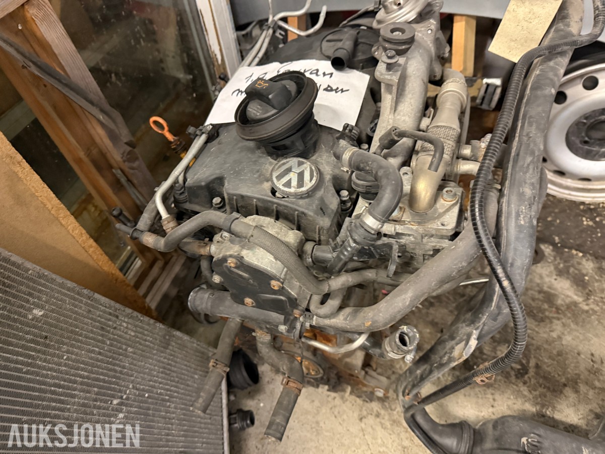 VW Touran 1,9 Dieselmotor Lykter 