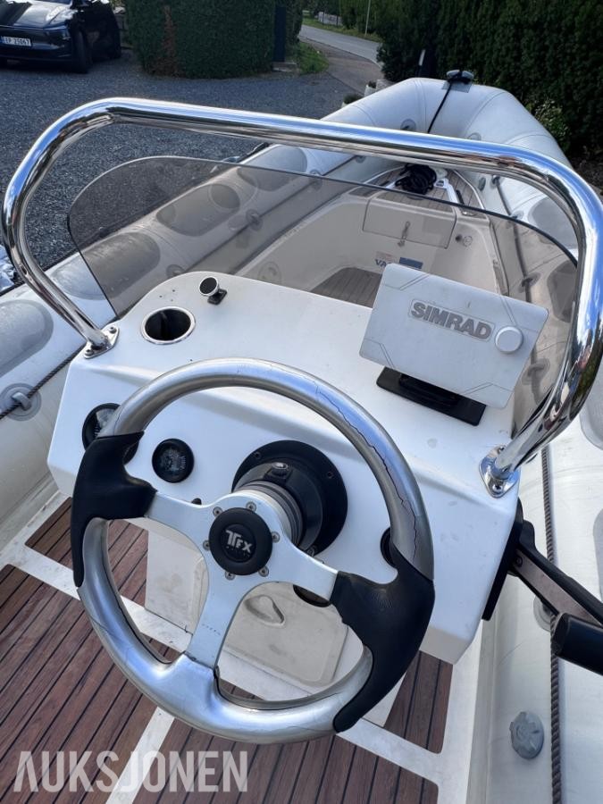 RIB - 2004 Valiant V-570 + 115hk Mercury Optimax + Henger