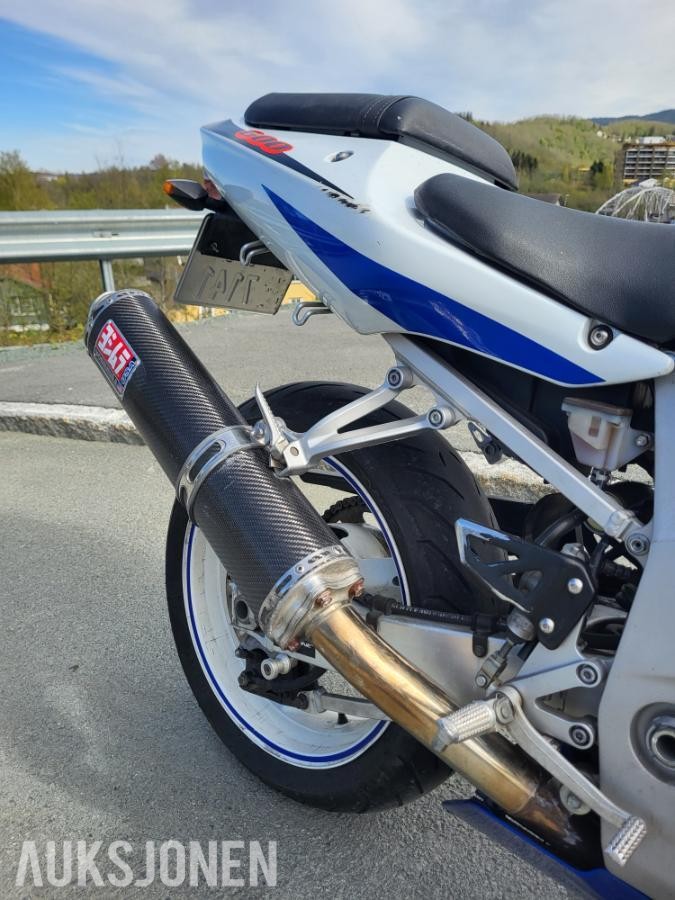2002 Suzuki GSX-R 600