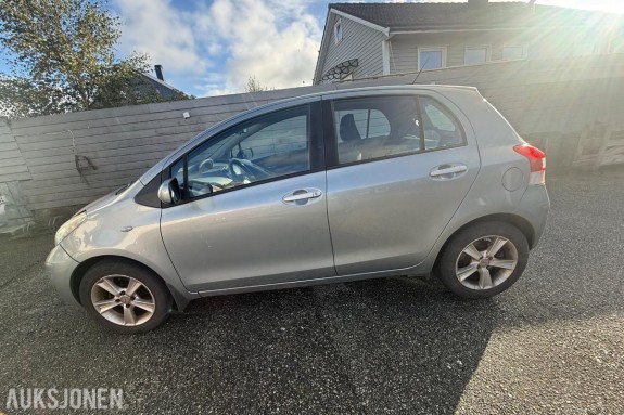 2010 Toyota Yaris 1.3