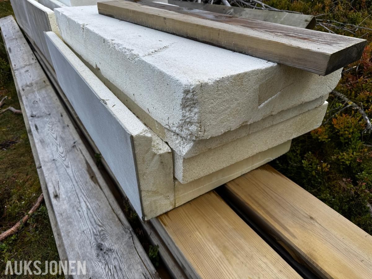 Diverse ringmur L-elementer og isolasjon