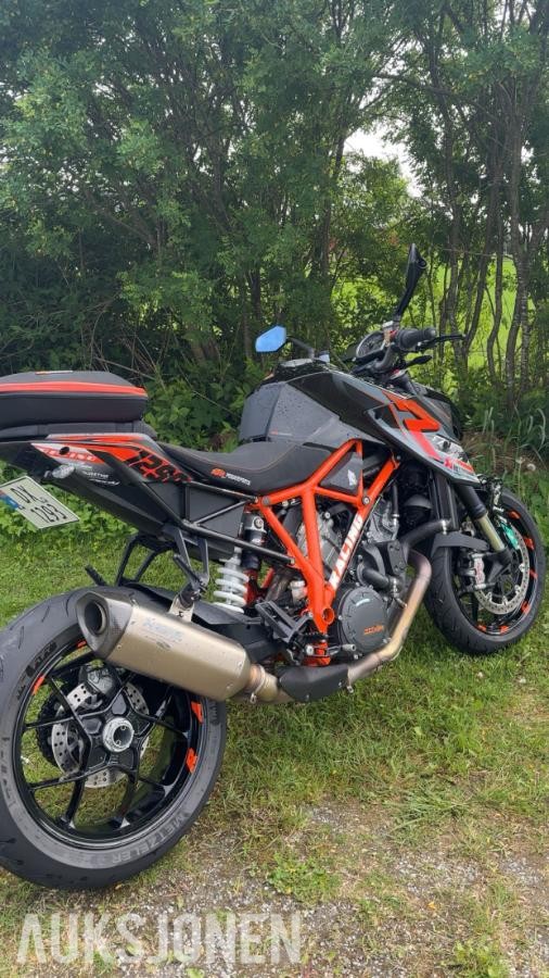 2014 KTM 1290 Super Duke R