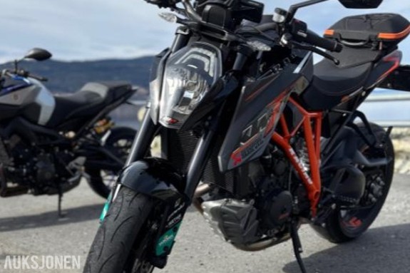 2014 KTM 1290 Super Duke R