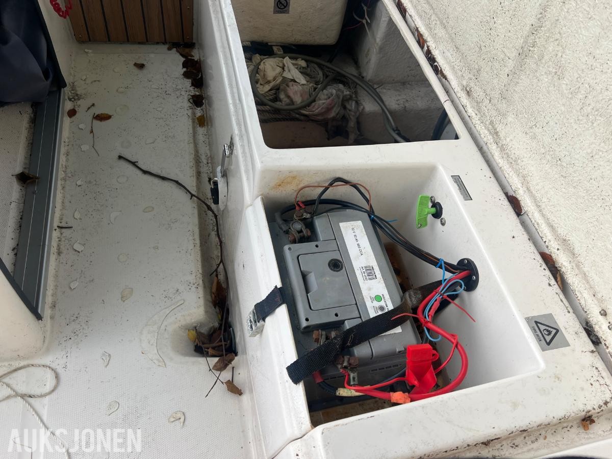1998 Uttern 4612 exclusive båt med reg henger