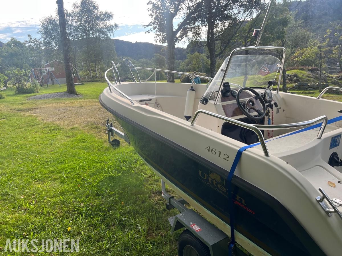 1998 Uttern 4612 exclusive båt med reg henger