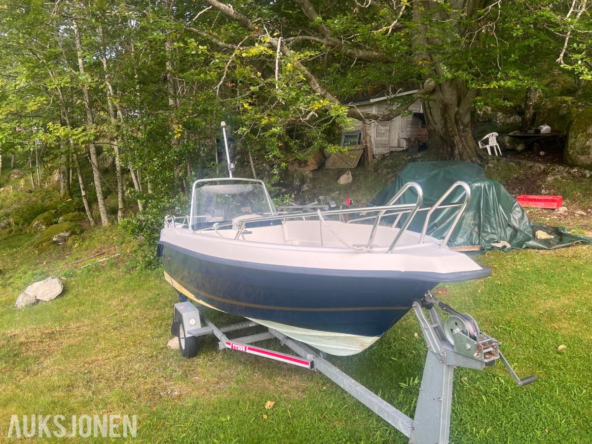 1998 Uttern 4612 exclusive båt med reg henger
