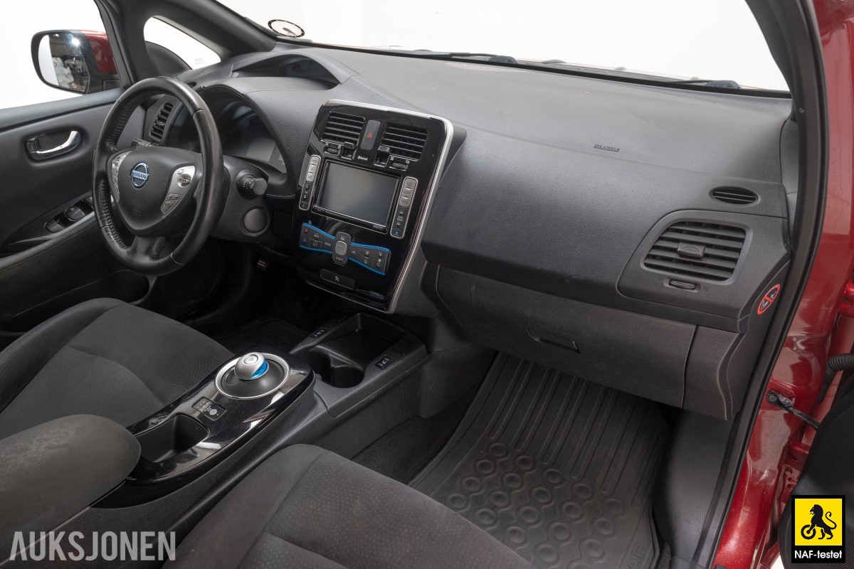 2016 Nissan Leaf 30 KWH NAVI CRUISE KAMERA RATTVARME DAB