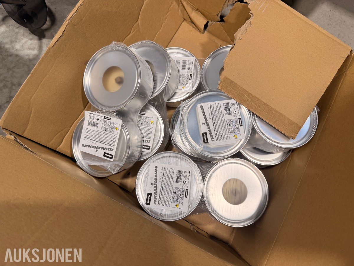 Parti med lamper, armaturer og dekorbelysning
