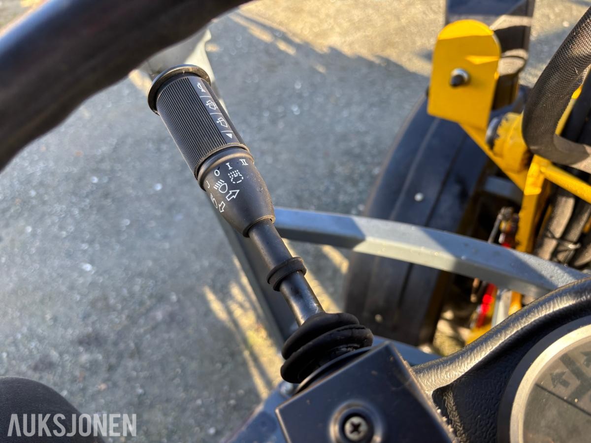 2020 SM Loader 2380F Hjullaster – Industriversjon – 433 timer